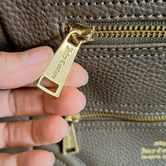 Juicy Couture Crossbody Light Brown - Picture 5 of 6